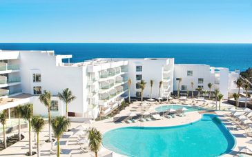 Hotel Lava Beach 5*