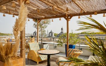 Hotel Indigo Bordeaux Centre Chartrons 4*