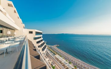 Medora Auri Family Beach Resort 4*