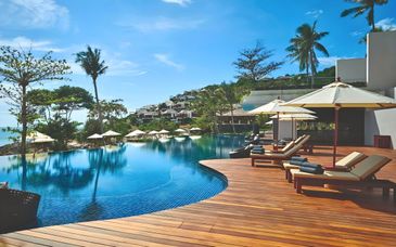 The Ritz-Carlton Koh Samui 5* con possibile pre-estensione al Lebua at State Tower 5* 