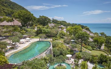 Four Seasons At Sayan Ubud 5*, Four Seasons Resort Bali At Jimbaran Bay 5* con possibile pre-estensione al Sofitel Singapore City Centre 5*