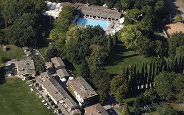 Monteriggioni / Siena - Borgo San Luigi