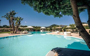 Hotel San Teodoro 4* con Sardinia Ferries