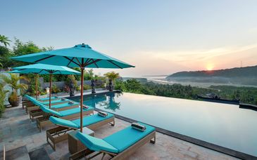 Dinara Ubud 4* + The Acala Shri Sedana 4* + Sini Vie Resort Seminyak 5*