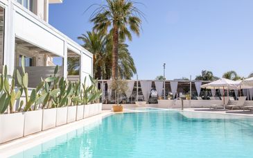 Bianco Riccio Suite Hotel 5*