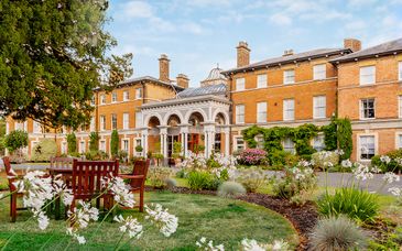 Oatlands Park Hotel 4*