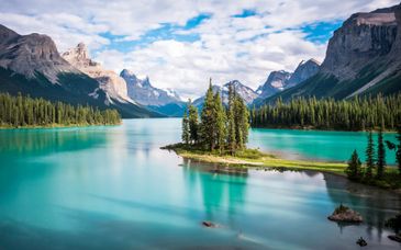13-night road trip: Western Canada road trip in 4* hotels