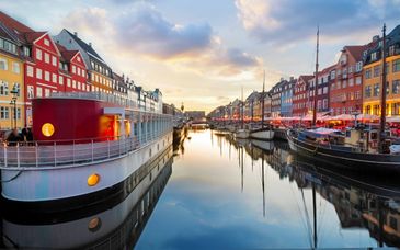 6 night tour: Capitals of the North