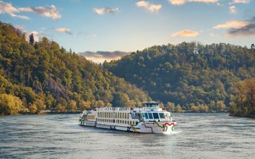 10 night cruise: Danube serenade