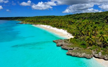 Tour of New Caledonia with Island Excursions