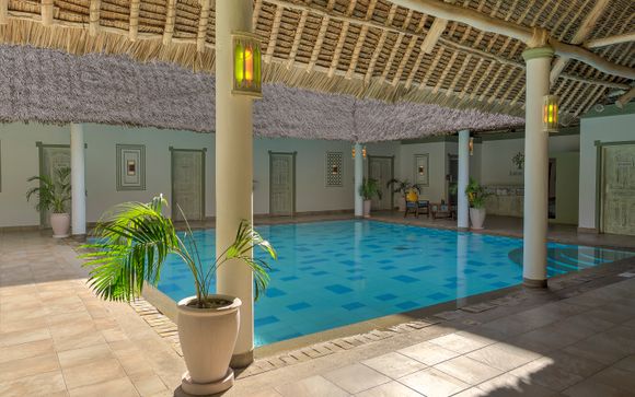 Neptune Village Beach Resort & Spa 4*