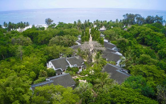 Pinewood Beach Resort & Spa 4*