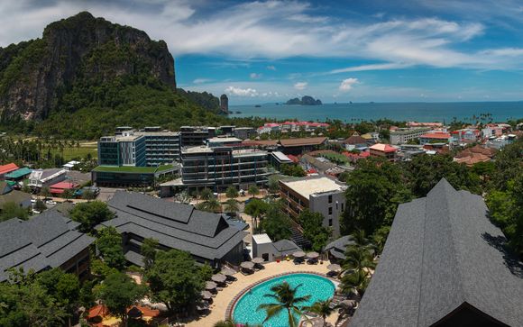 Holiday Inn Resort Krabi Ao Nang Beach 4*