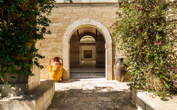 Secolario Masseria del Viverbene 5*