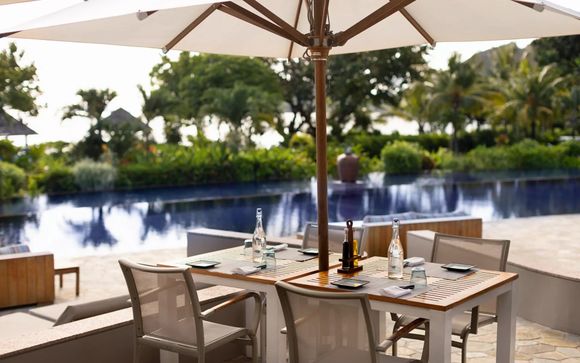 Poussez les portes du Raffles Seychelles 5*