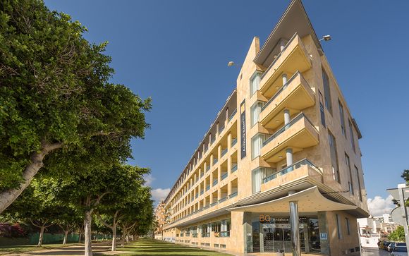 Uw hotel