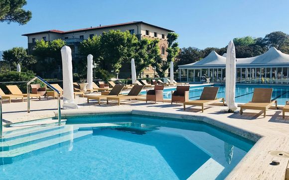 Poussez les portes de votre Park Hôtel Villa Ariston 4*