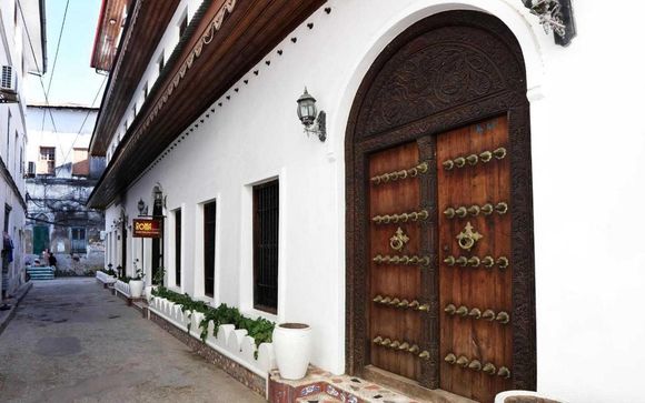 Tausi Palace Hotel