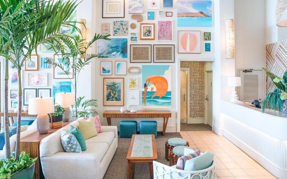 Kaimana Beach Hotel 4*