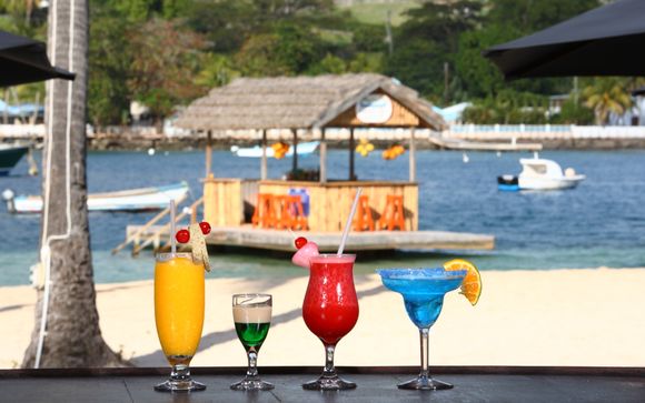 Young Island Resort 4*