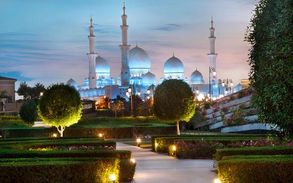 The Ritz Carlton Abu Dhabi Grand Canal 5*