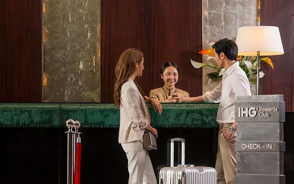 Holiday Inn Bangkok Silom 4* by IHG - SHA Extra Plus