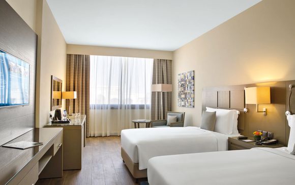 Hotel The Village at The Cove Rotana Resort