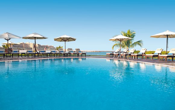 Hotel The Village at The Cove Rotana Resort