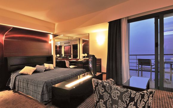 Poussez les portes du Club HTL Casino Loutraki 5*