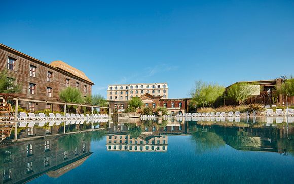 Hotel Gold River PortAventura 4*