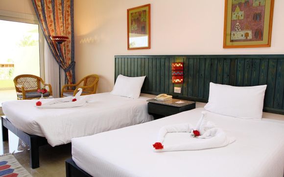 Palm Beach Hotel 4*