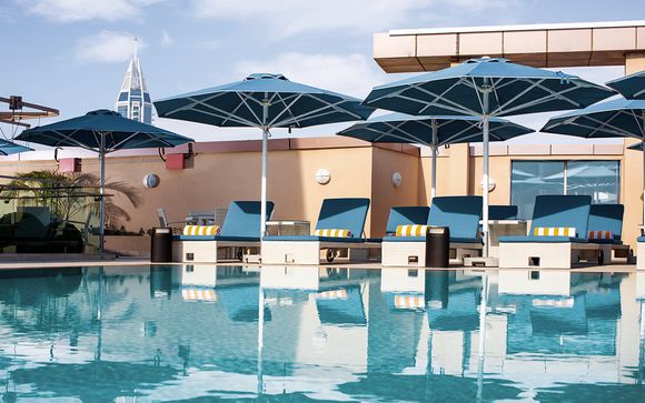 Pullman Jumeirah Lake Towers 5*