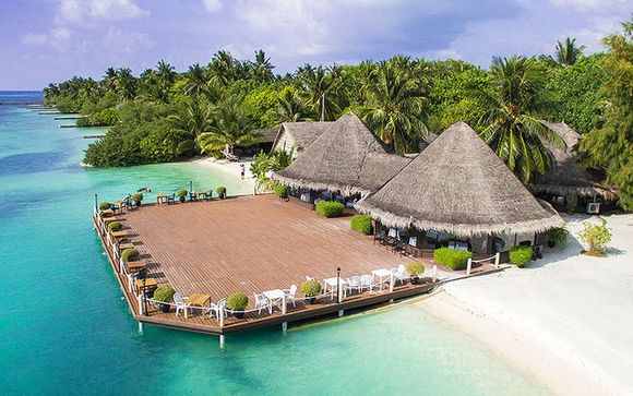 Adaaran Select Hudhuranfushi 4*