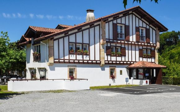 Hotel Les Jardins de Bakea 4*