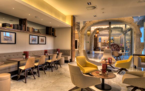 NH Collection Porto Batalha 4*