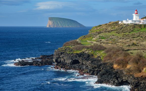 Angra do Heroísmo, en la isla Terceira de las Azores, te espera