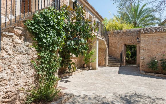 Petit Hotel Rural Son Jordà 4*