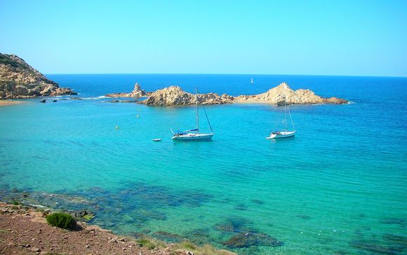 Roc Cala d’en Blanes Beach Club