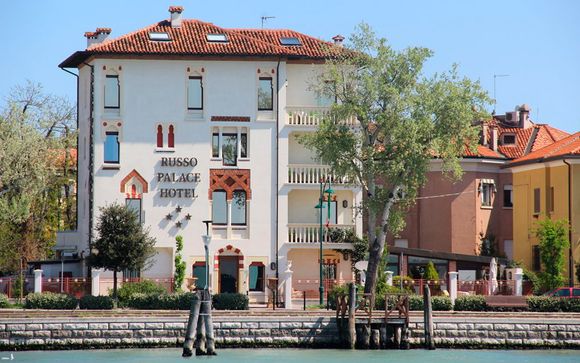 El Hotel Russo Palace le abre sus puertas