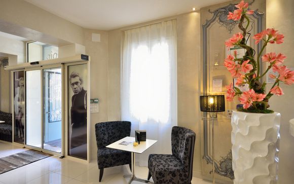 Hotel Renoir 4*