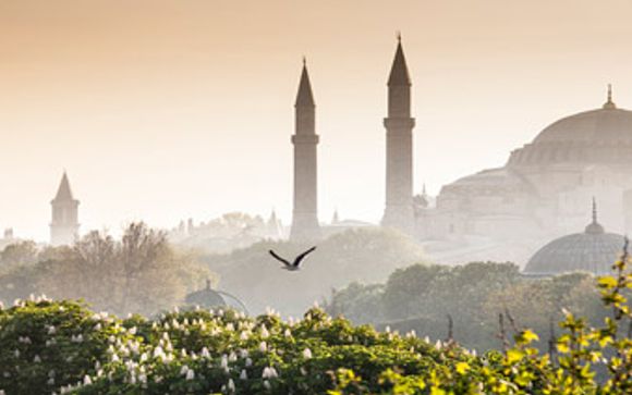 Radisson Blu Istanbul Pera 5*