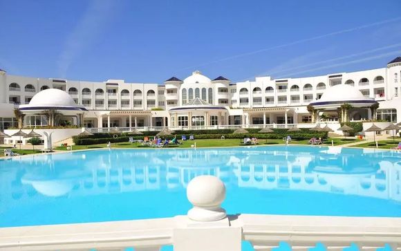 Hotel Golden Tulip Taj Sultan 5*