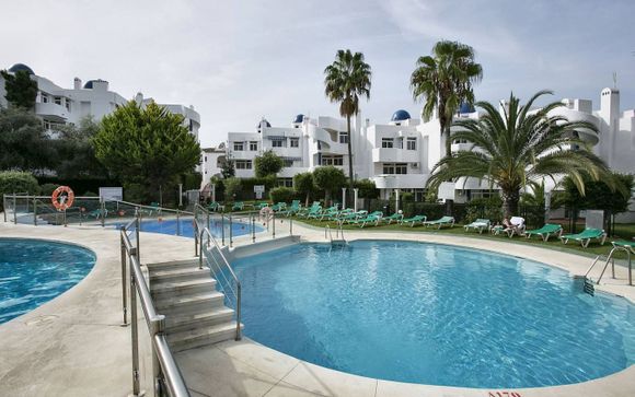 Apartahotel Ona Campanario 