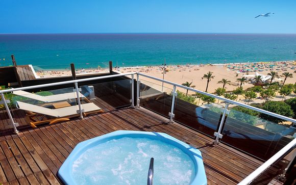 A partir de mayo: Desconexión a pie de playa con 1 niño gratis