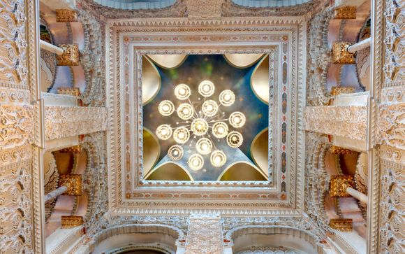 Relais & Chateaux Villa Crespi 5*