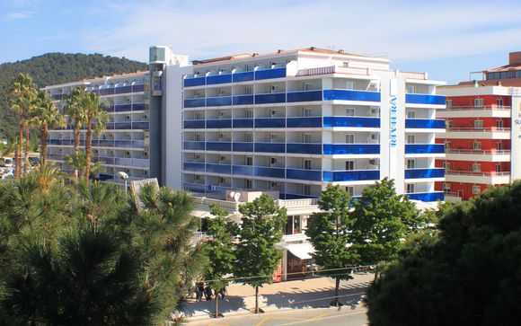Poussez les portes de l'Hôtel Riviera 4* Santa Susanna