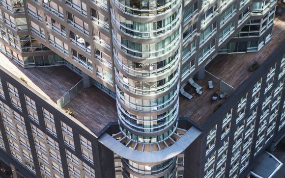 Poussez les portes du Warwick Le Crystal 5*