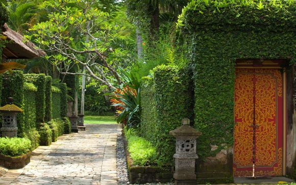Poussez les portes de l'hôtel Royal Beach à Seminyak 5*