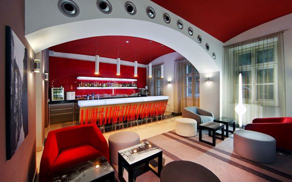 Hôtel Red & Blue Design 4*