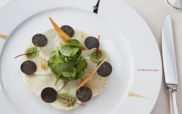 Restaurant Le Relais Plaza by Alain Ducasse